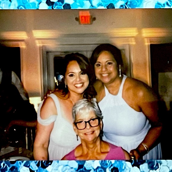 Meet your Posher, Noelia - Picture 4 of 8